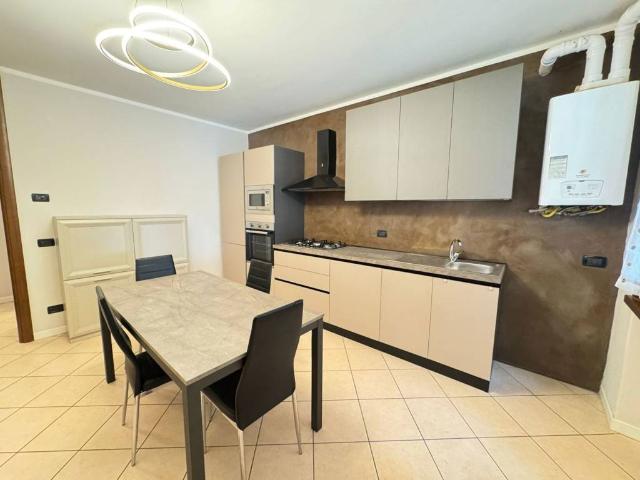 Appartamento in vendita a Coccaglio, Lombardia