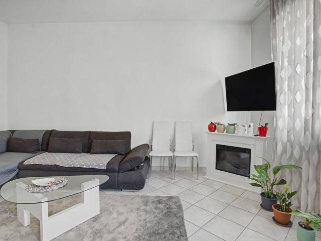 Appartamento in vendita a San Bartolomeo, Cocquio Trevisago