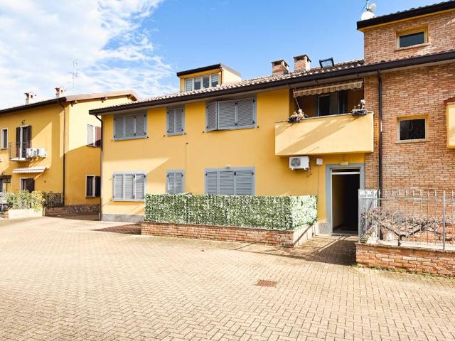 Appartamento in vendita a Codevilla, Lombardia