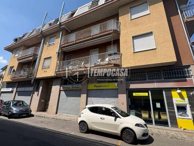 Appartamento in vendita a Cogliate, Lombardia