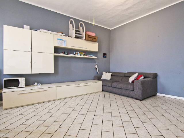 Appartamento in vendita a Cogliate, Lombardia