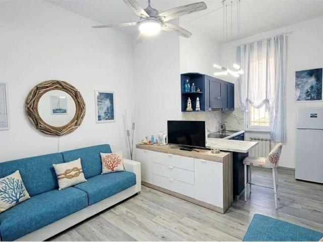 Appartamento in vendita a Cogoleto, Liguria