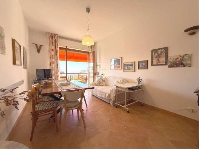 Appartamento in vendita a Cogoleto, Liguria