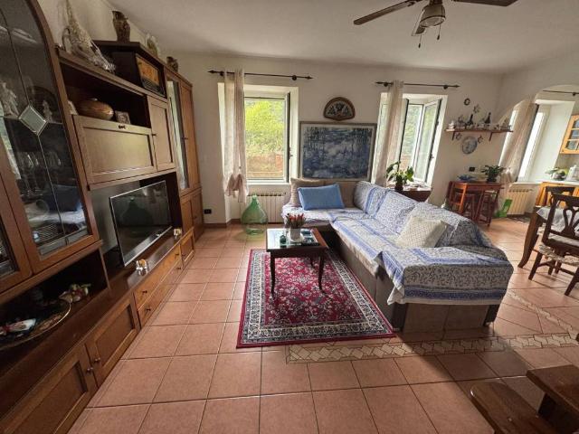 Appartamento in vendita a Cogoleto, Liguria
