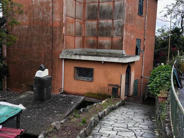 Appartamento in vendita a Cogoleto, Liguria
