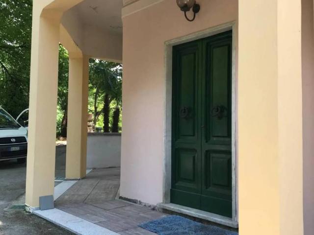 Appartamento in vendita a Cogorno, Liguria