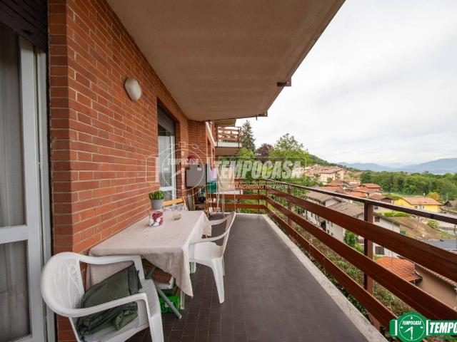 Appartamento in vendita a Colazza, Novara