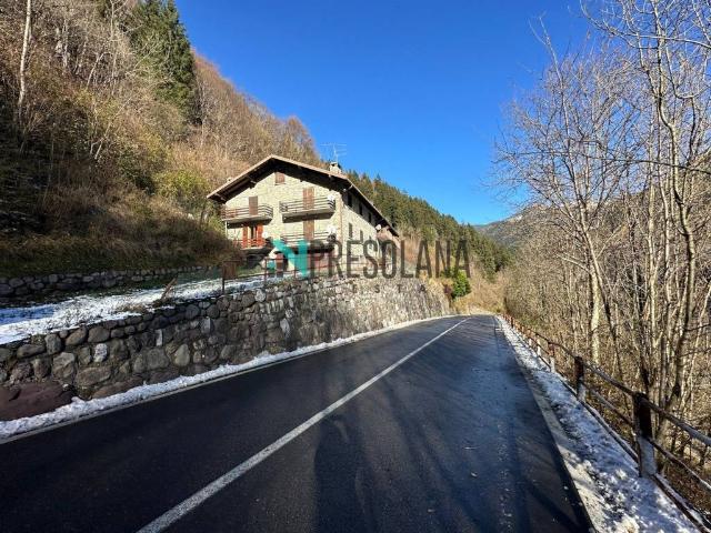 Appartamento in vendita a Comunità Montana di Scalve, Colere