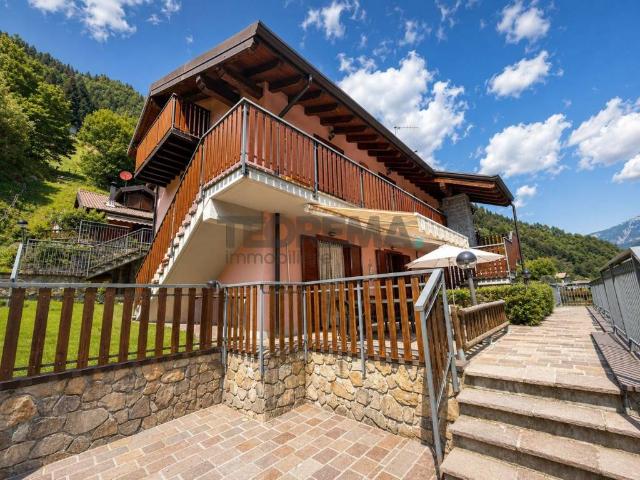 Appartamento in vendita a Comunità Montana di Scalve, Colere