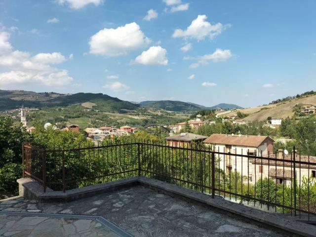 Appartamento in vendita a Coli, Reggio Emilia