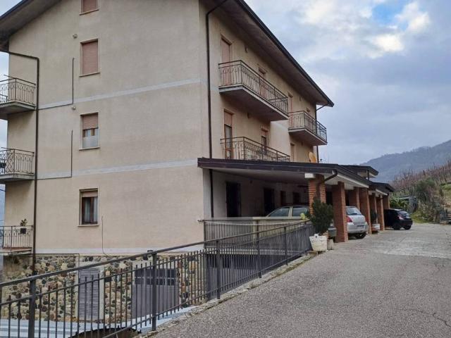 Appartamento in vendita a Coli, Reggio Emilia