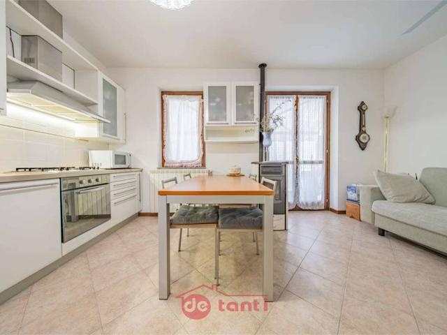 Appartamento in vendita a Villatico, Colico