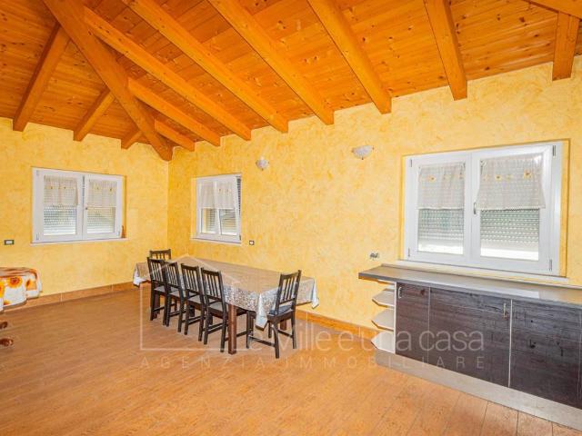 Appartamento in vendita a Laghetto, Colico