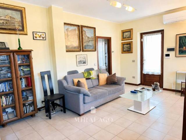 Appartamento in vendita a Villatico, Colico