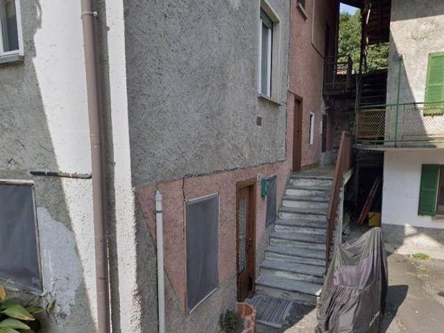 Appartamento in vendita a Colico, Lombardia