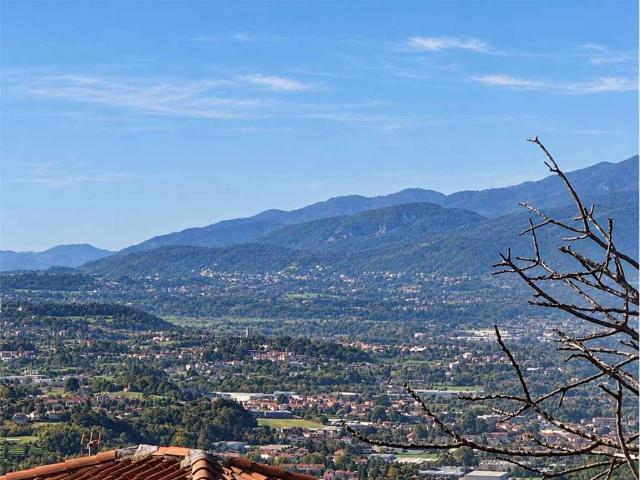 Appartamento in vendita a Bestetto, Colle Brianza