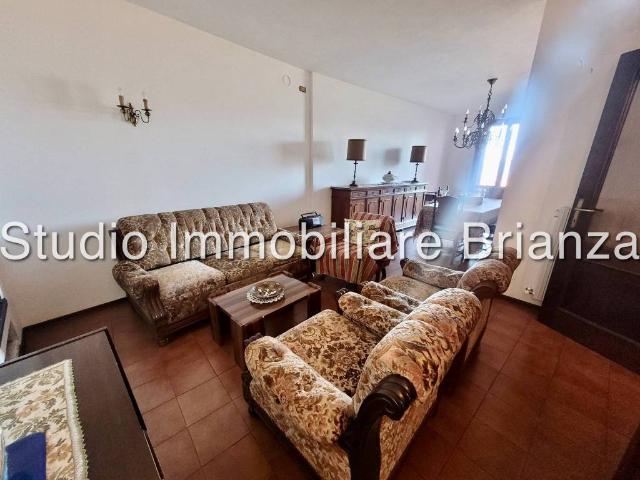 Appartamento in vendita a Colle Brianza, Lombardia