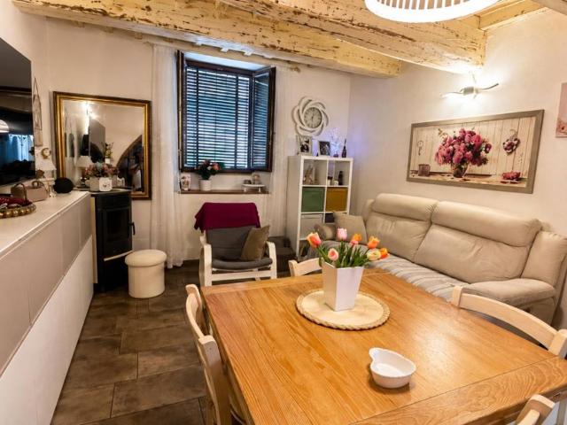 Appartamento in vendita a La Badia, Colle Di Val D'elsa