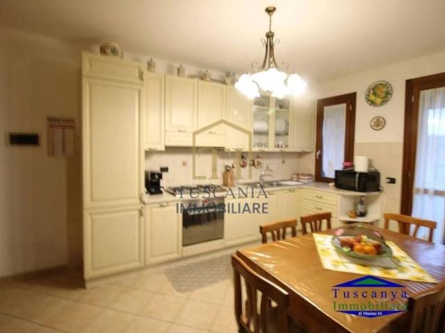 Appartamento in vendita a Campolungo, Colle Di Val D'elsa