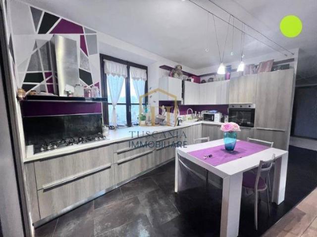 Appartamento in vendita a La Badia, Colle Di Val D'elsa