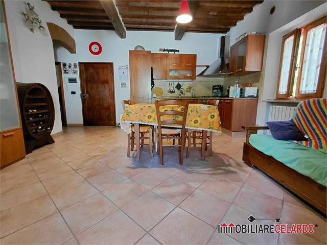 Appartamento in vendita a Colle Di Val D'elsa, Toscana