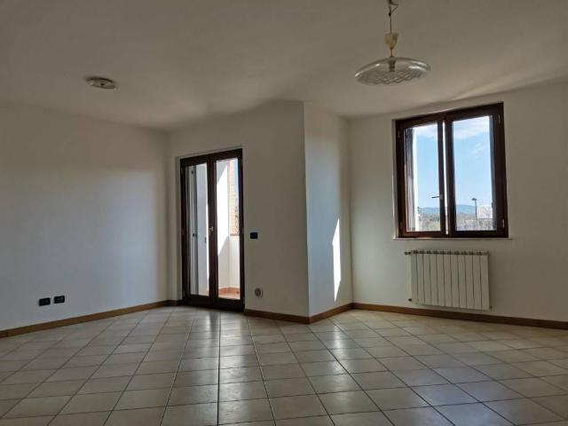 Appartamento in vendita a Campolungo, Colle Di Val D'elsa
