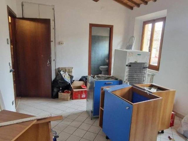 Appartamento in vendita a Colle Di Val D'elsa, Toscana