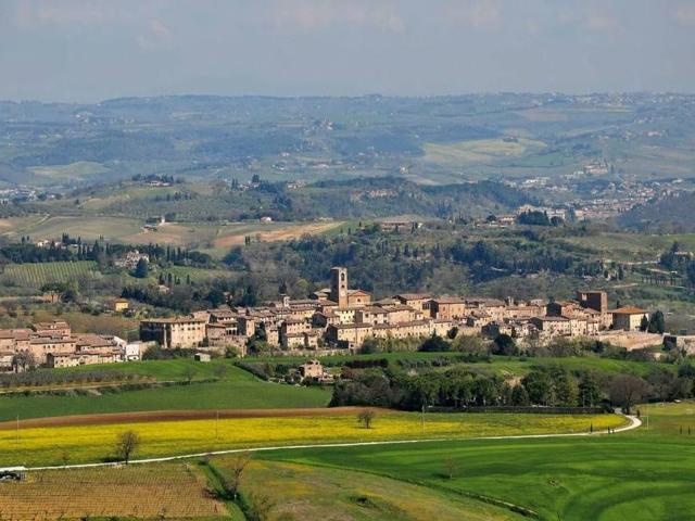 Appartamento in vendita a Colle Di Val D'elsa, Toscana