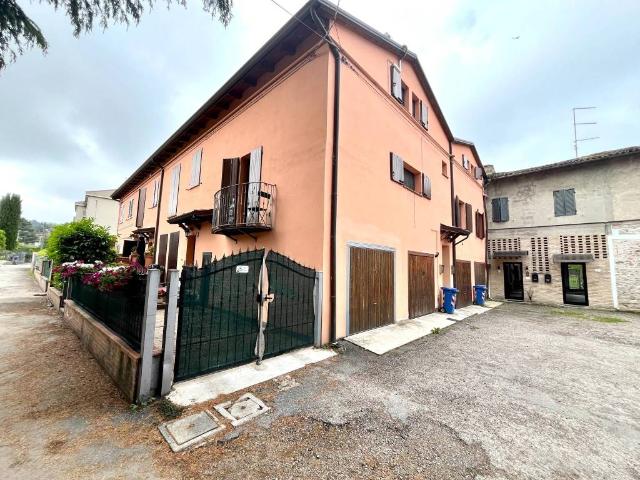 Appartamento in vendita a Collecchio, Reggio Emilia