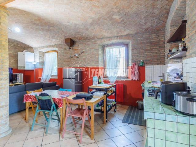 Appartamento in vendita a Collecchio, Reggio Emilia