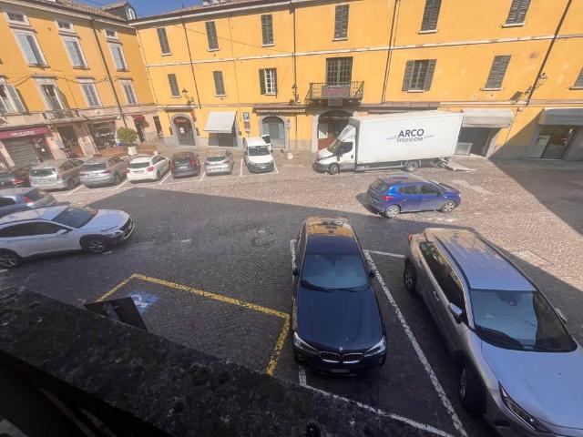 Appartamento in vendita a Collecchio, Reggio Emilia