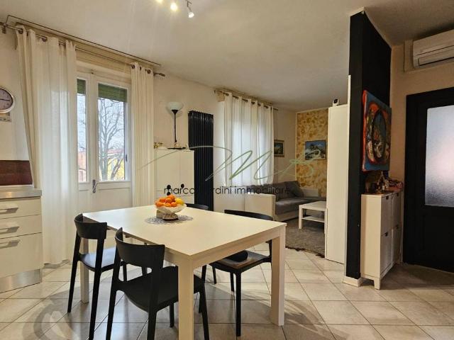Appartamento in vendita a Collecchio, Reggio Emilia