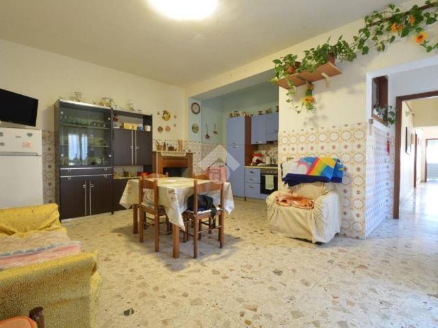 Appartamento in vendita a Collecorvino, Abruzzo