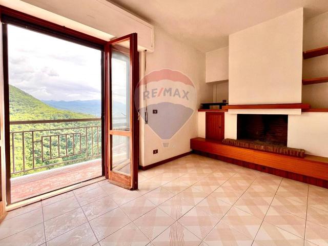 Appartamento in vendita a Colledimezzo, Abruzzo