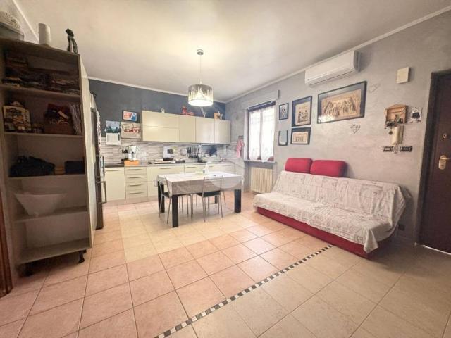 Appartamento in vendita a Leumann, Piemonte