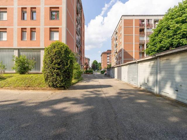 Appartamento in vendita a Leumann, Piemonte