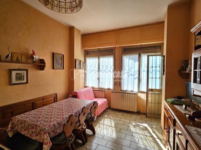 Appartamento in vendita a Leumann, Piemonte