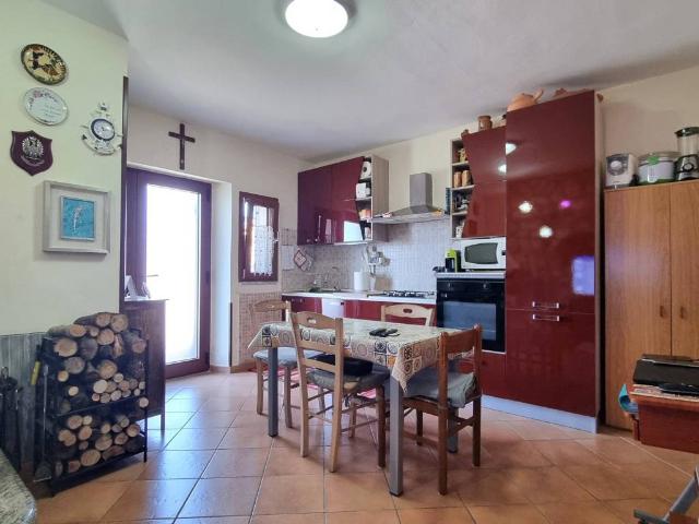 Appartamento in vendita a Crocino, Collesalvetti
