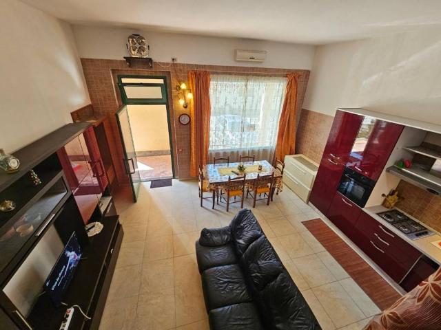 Appartamento in vendita a Collesalvetti, Toscana
