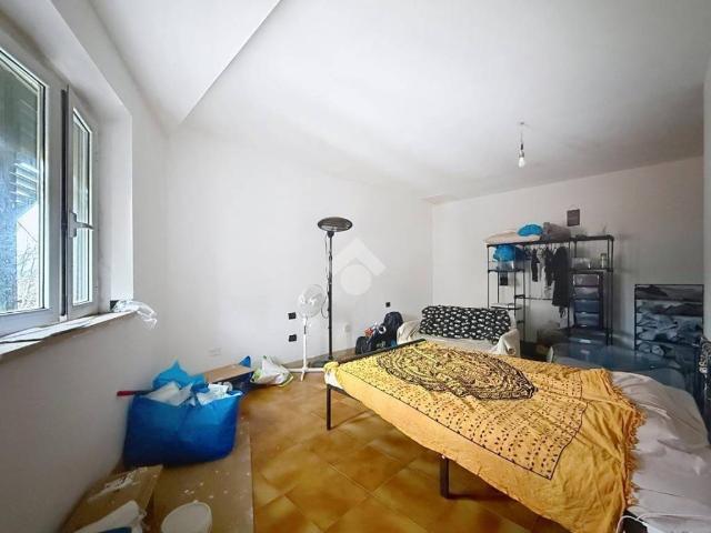Appartamento in vendita a Collesalvetti, Toscana