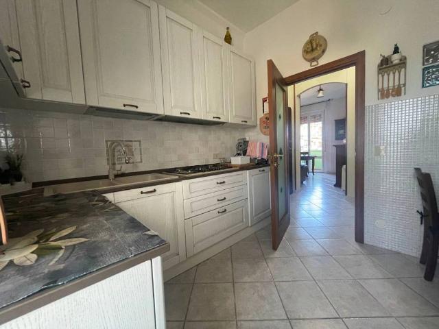 Appartamento in vendita a Villaggio Emilio, Collesalvetti