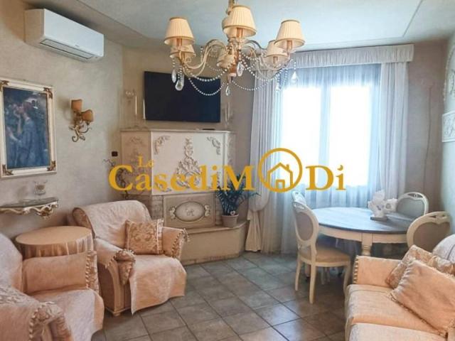 Appartamento in vendita a Collesalvetti, Toscana