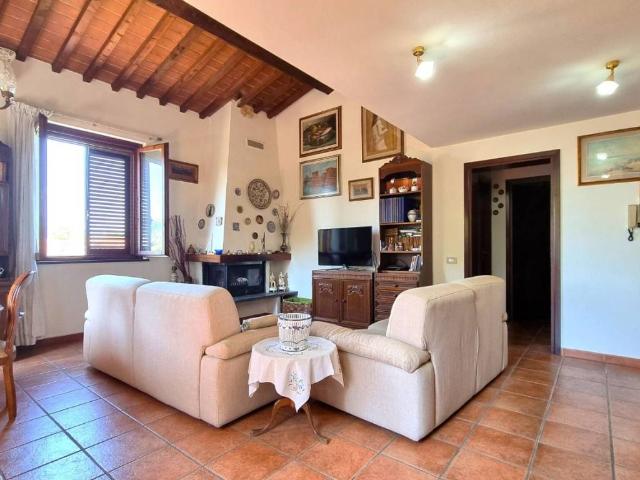 Appartamento in vendita a Vicarello, Collesalvetti