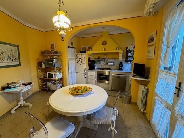 Appartamento in vendita a Collesalvetti, Toscana
