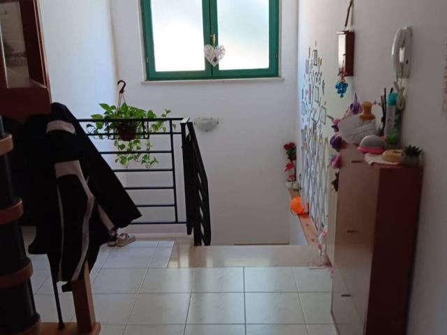 Appartamento in vendita a Collesalvetti, Toscana