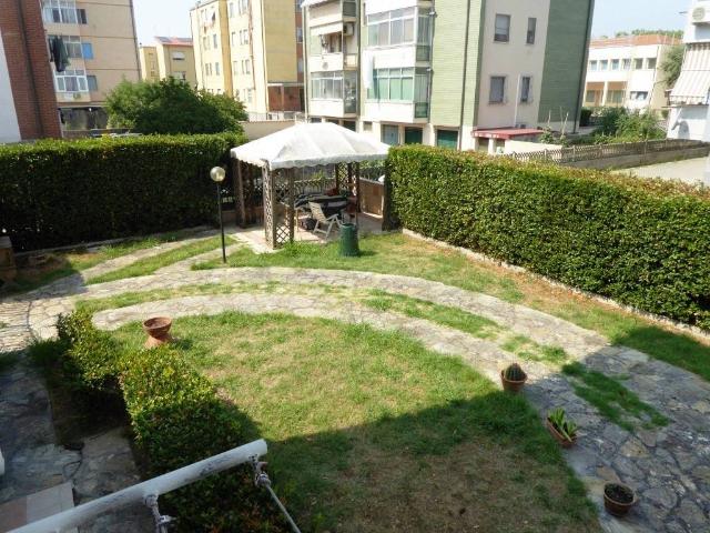 Appartamento in vendita a Collesalvetti, Toscana