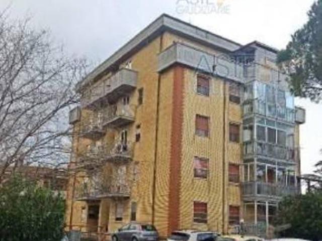 Appartamento in vendita a Collesalvetti, Toscana
