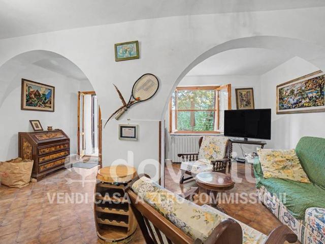Appartamento in vendita a Collesalvetti, Toscana