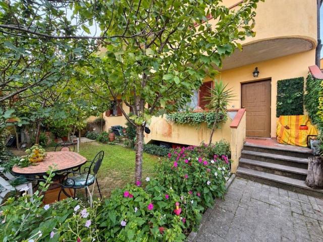 Appartamento in vendita a Vicarello, Collesalvetti