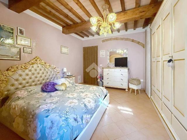 Appartamento in vendita a Collesalvetti, Toscana
